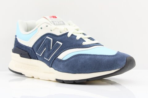 New Balance Sneaker