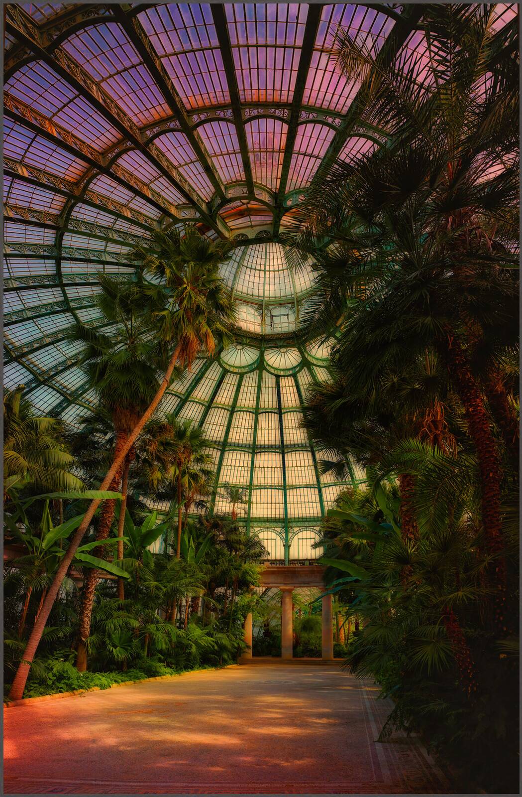 Royal Garden, Brussels II by Werner Pawlok - Limited Edition. Edition of: 150. Signed.