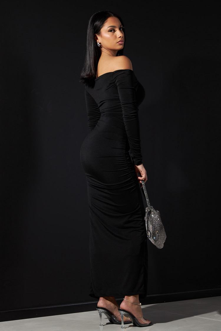 Robe longue noire froncée
