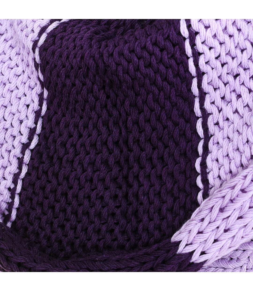 Lilac knit collar