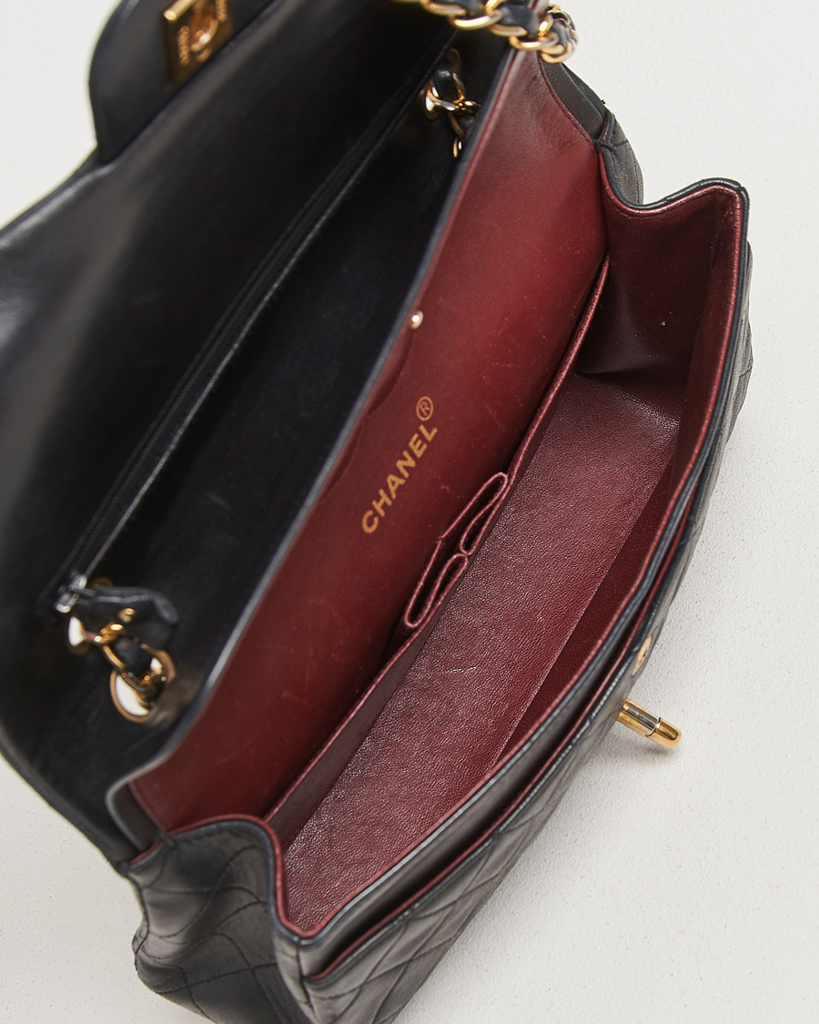 Chanel Pre-Owned Classic Double Flap Medium Lambskin Black