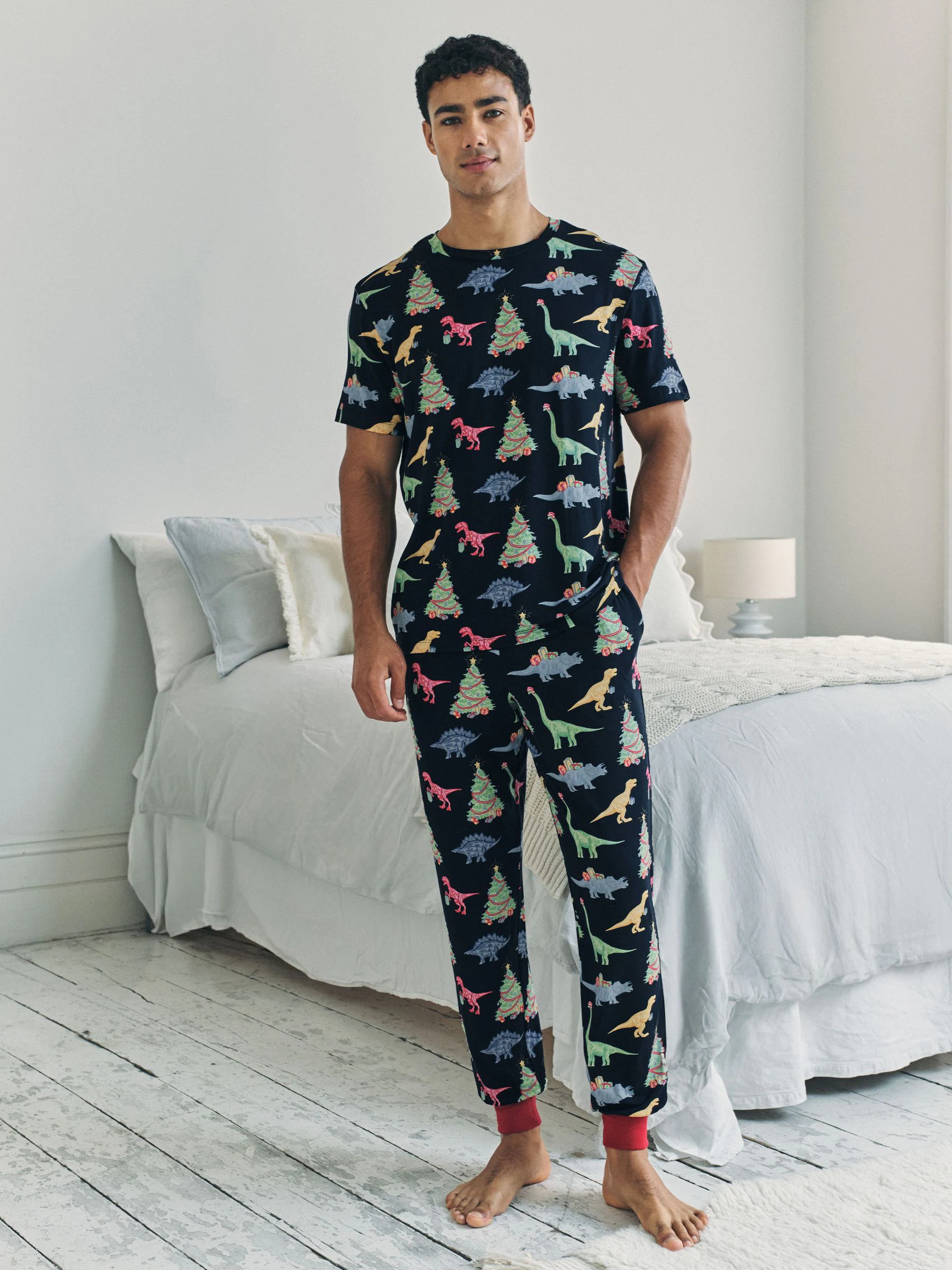 Chelsea Peers Kerstmis Lange Pyjama met Dinosaurusprint