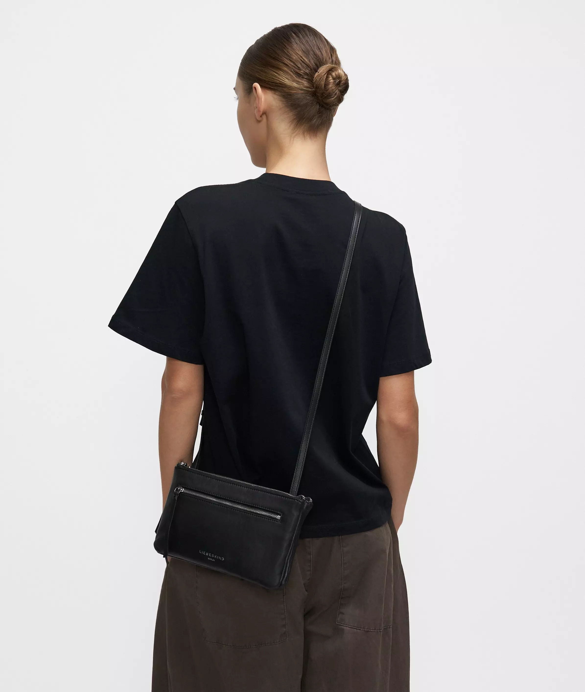 Crossbody Handy shoulder bag made from soft sheepskin