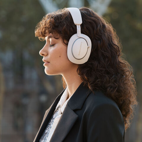 Bowers & Wilkins PX7 S2e – draadloze over-ear koptelefoon met ANC Rood