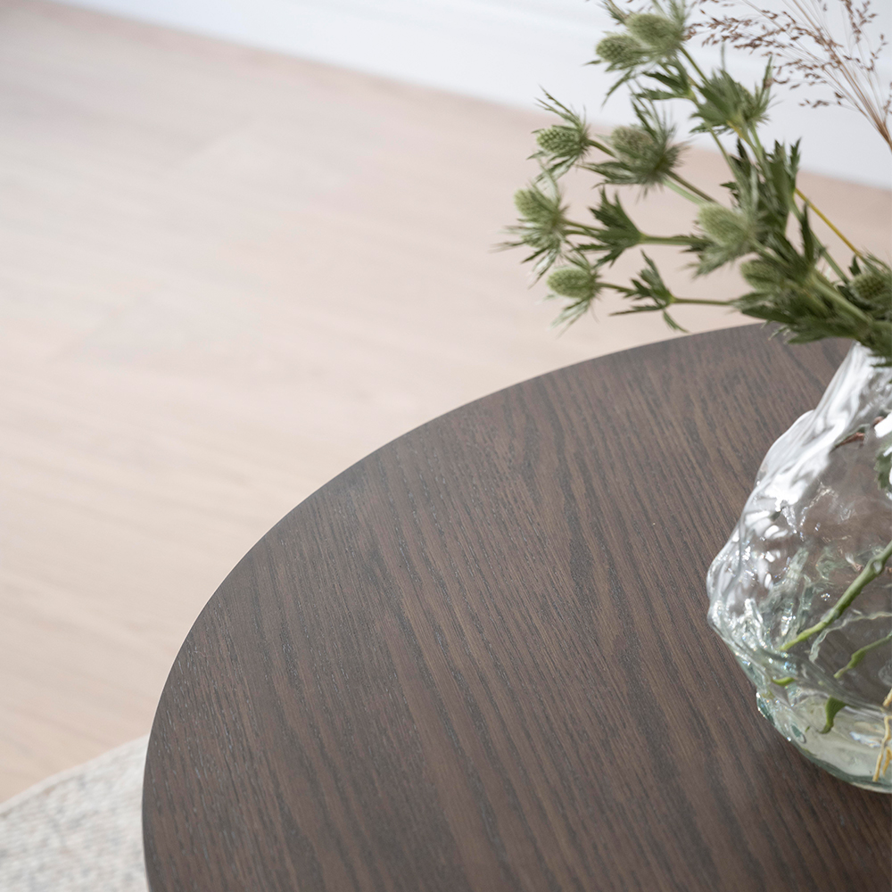 Salontafel Yumi rond Donker eiken