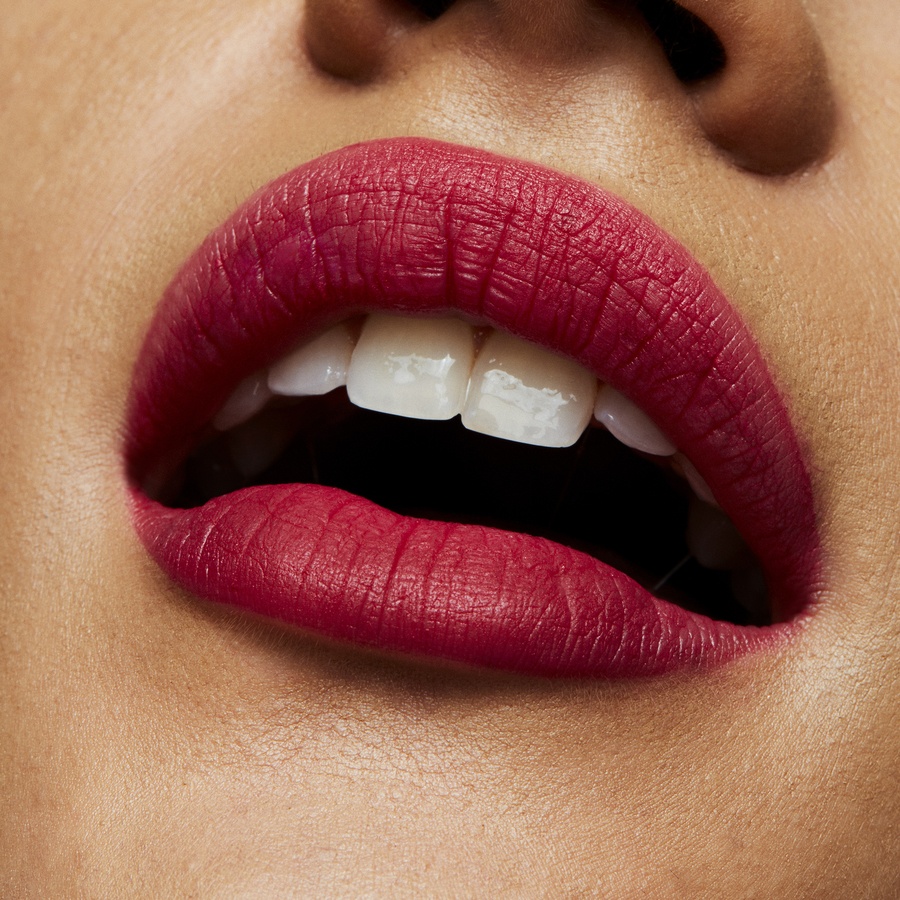 MAC Powder Kiss Lipstick Shocking Revelation 3g