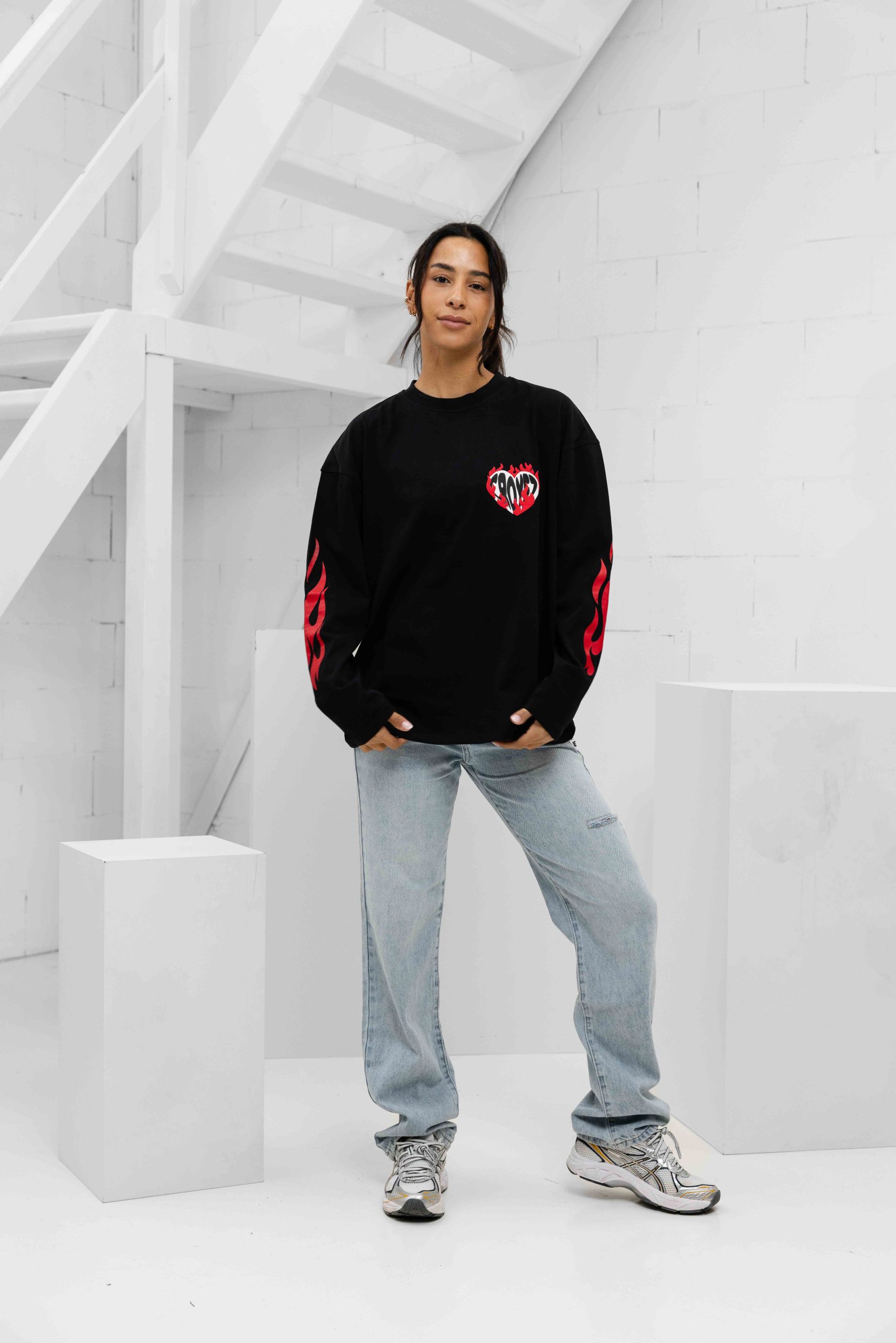Croyez Heart On Fire Longsleeve T-Shirt Dames Zwart