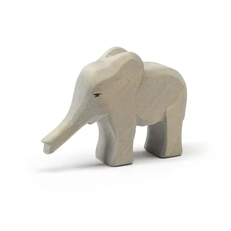 Ostheimer Elefant klein Rüssel gestreckt
