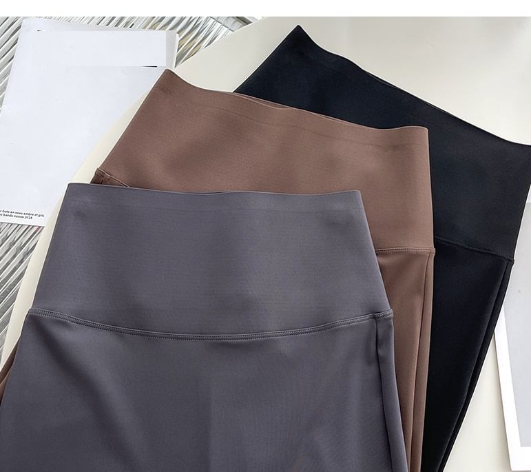 evanesce - High Rise Plain Sheath Bell Bottom Yogabroek