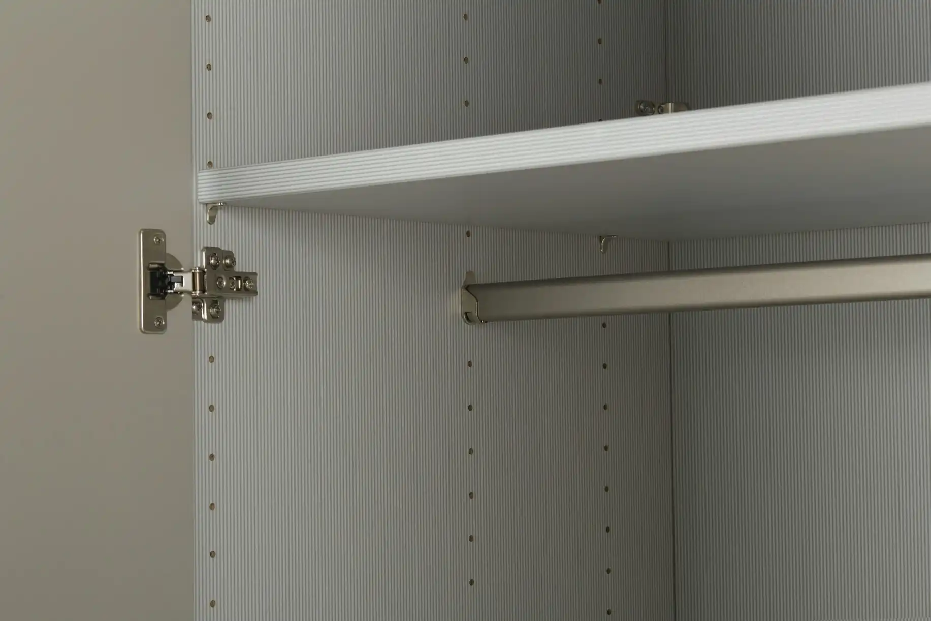 Drehtürenschrank Taro 1000