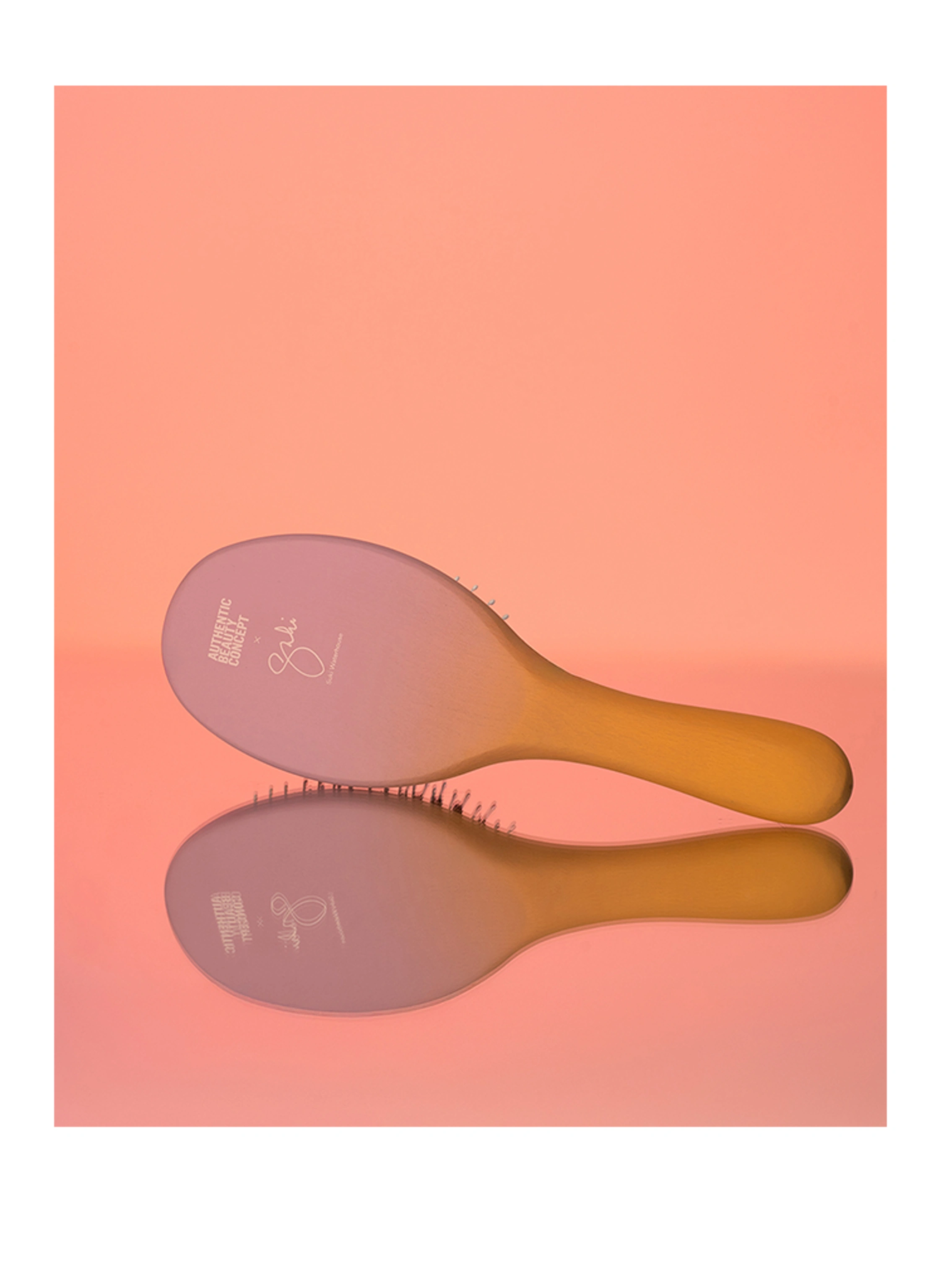 AUTHENTIC BEAUTY CONCEPT VEGAN SUNSET BRUSH (SUKI WATERHOUSE)