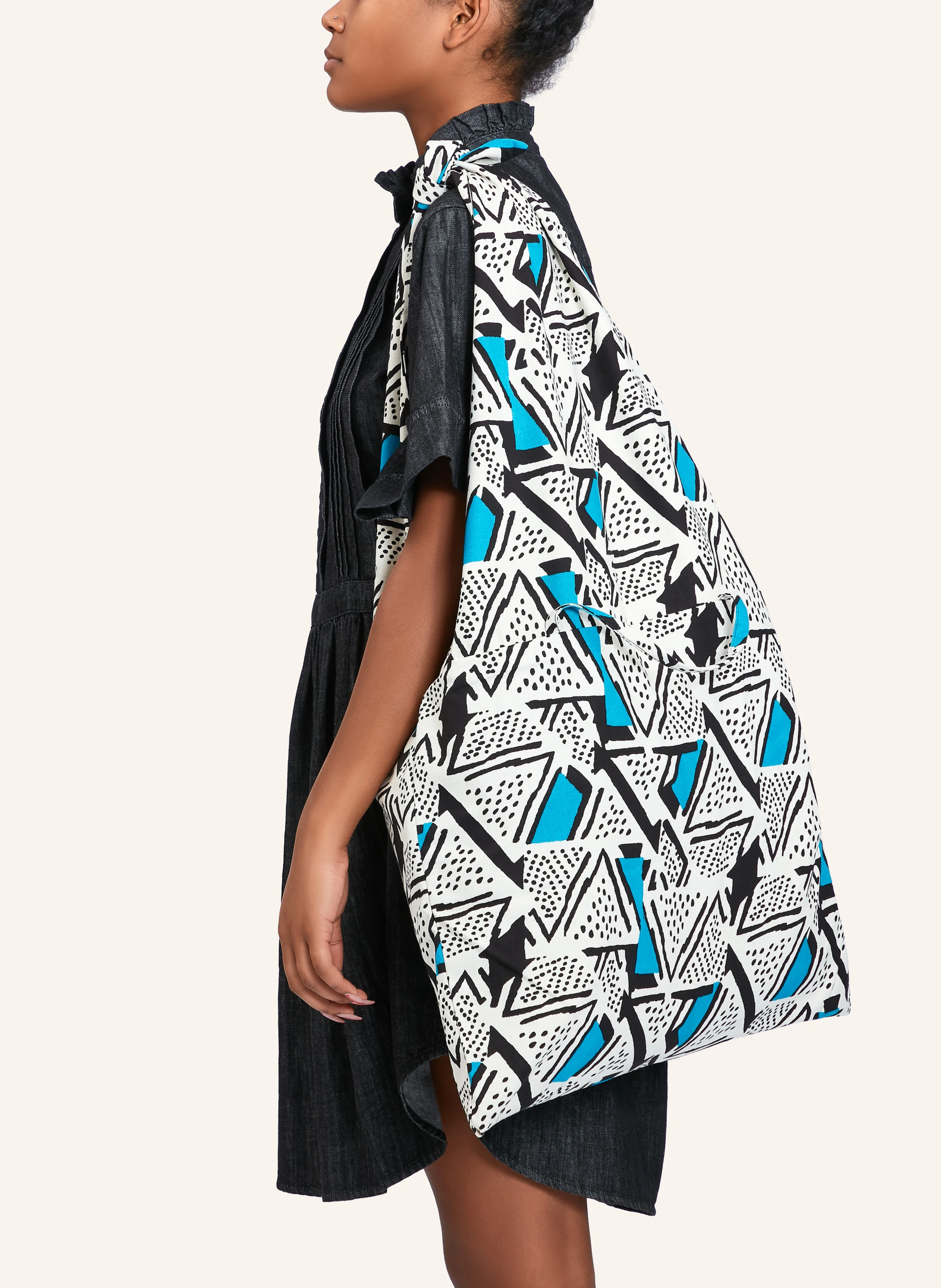 SUSU ACCRA Shopper KAJAU2