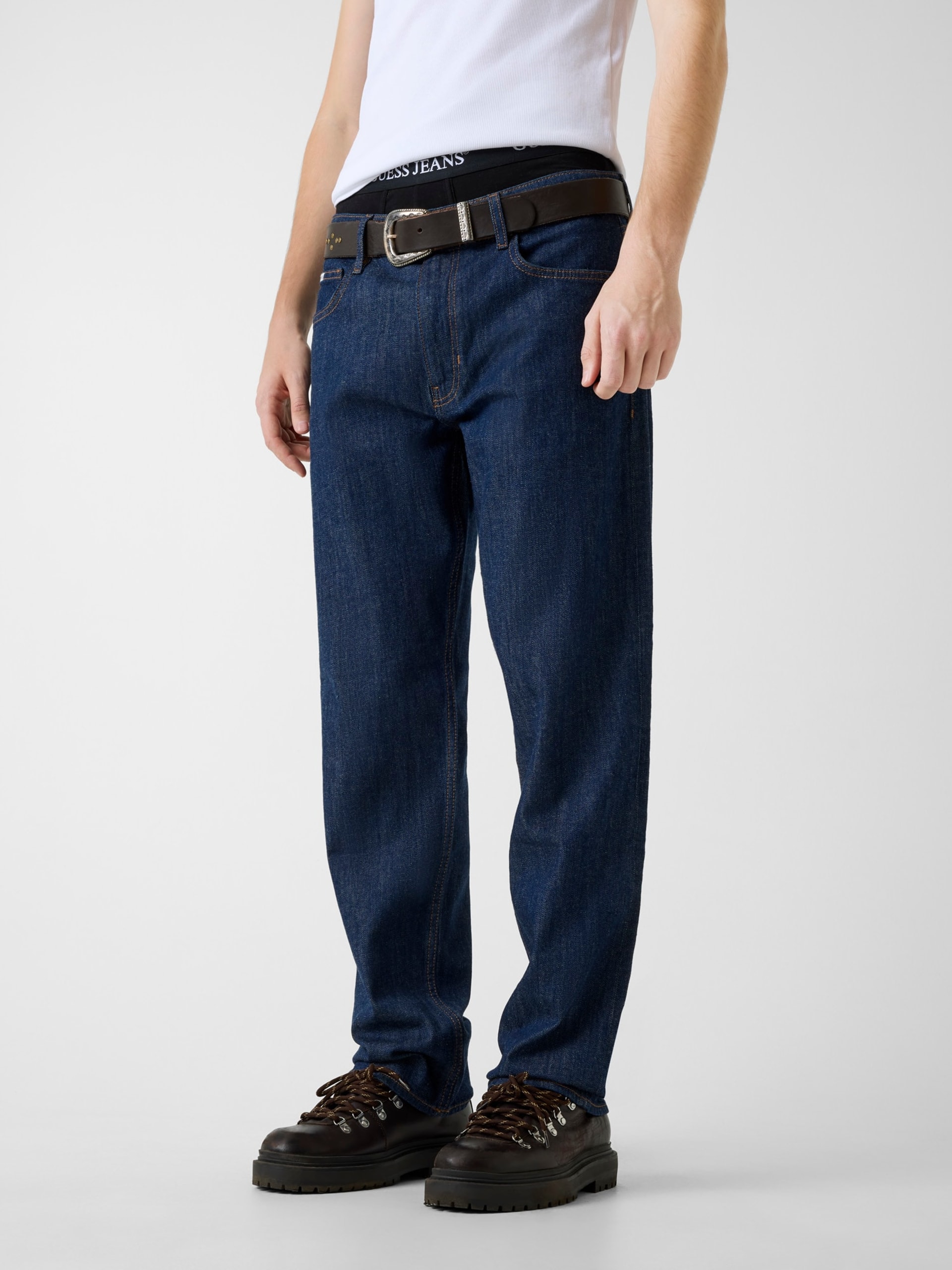 Calça jeans reta G16
