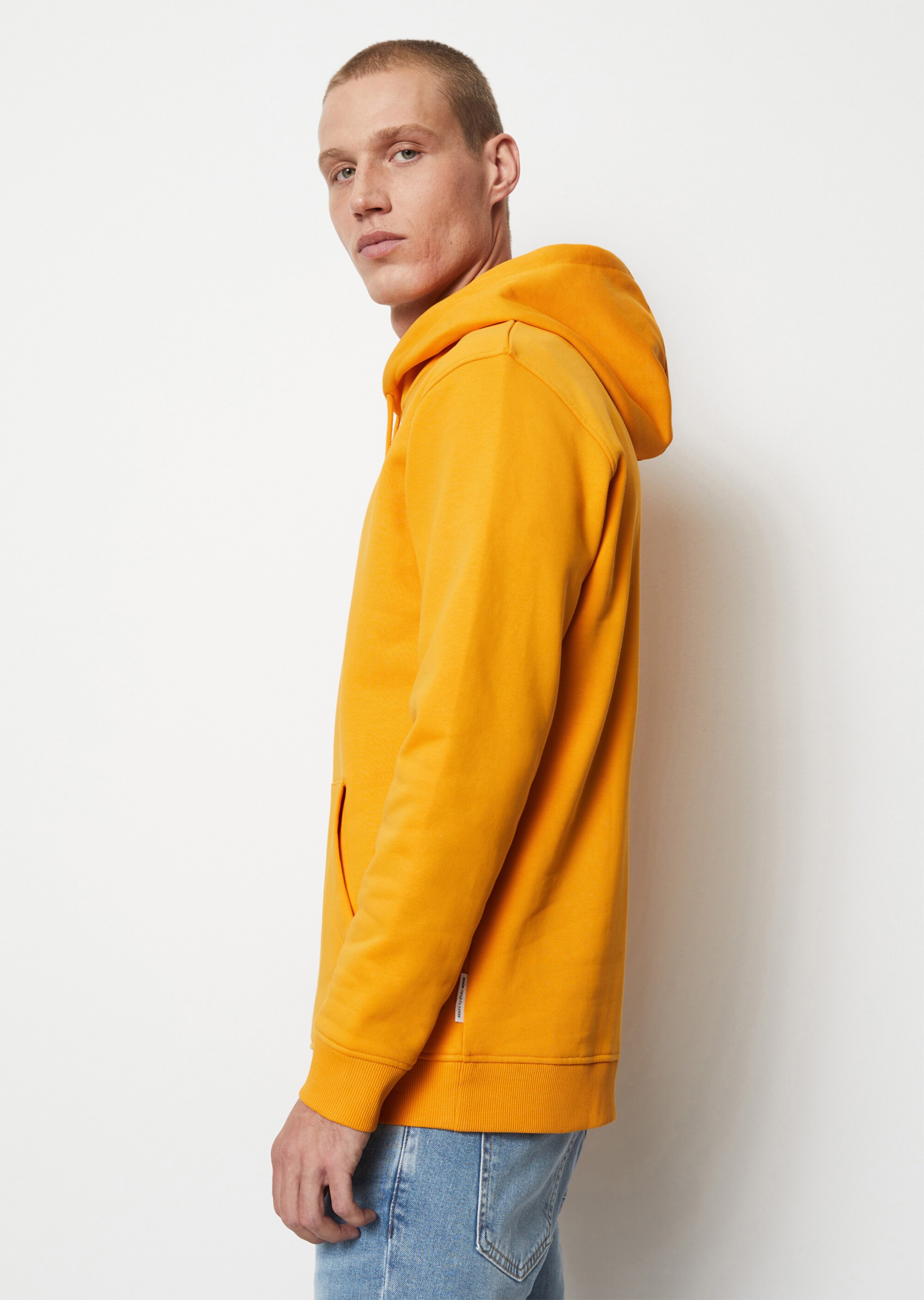 Hoodie relaxed aus hochwertiger Bio-Baumwolle