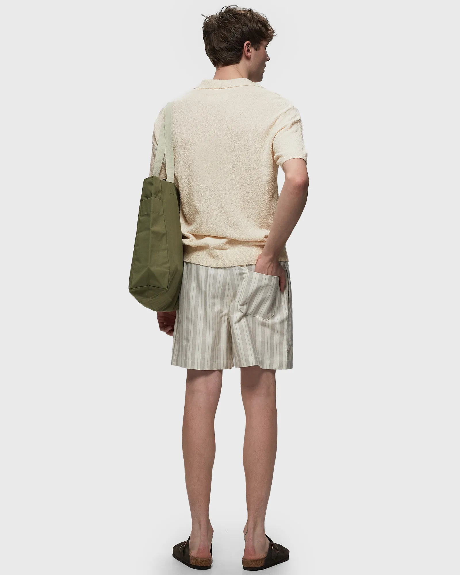 CLOSED RESORT SHORTS