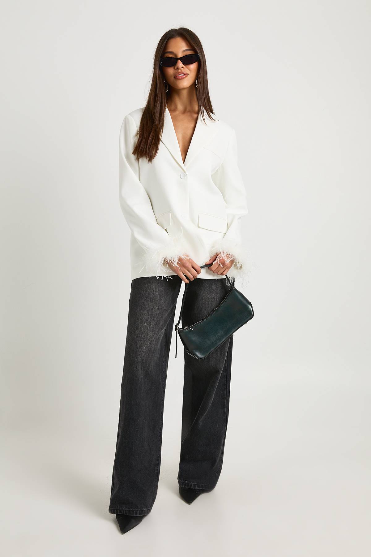 boohoo Blazer oversize à poignets en plumes