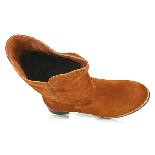 Casual Attitude - HAPI - Camel