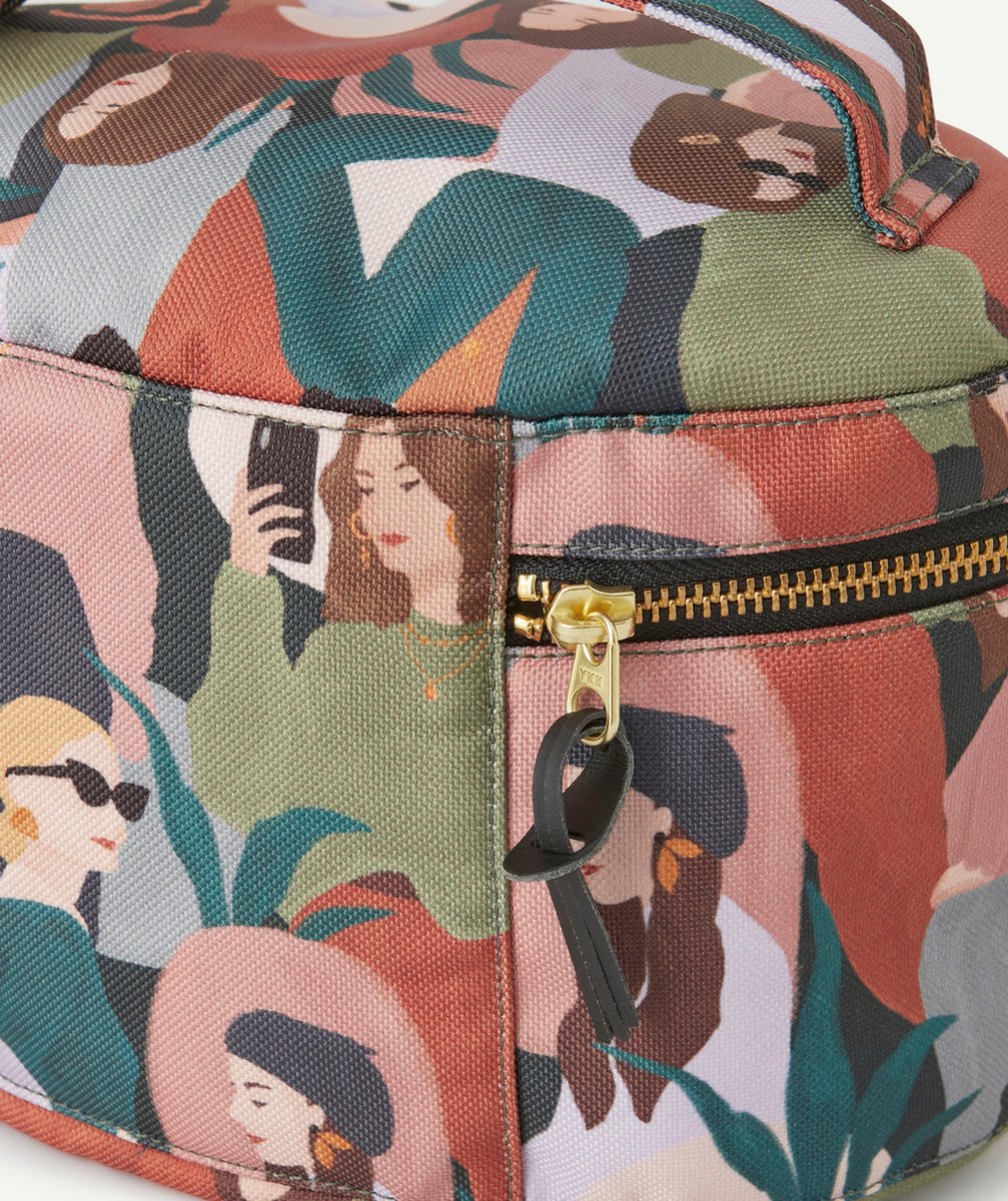 WOUFTROUSSE IMPRIMÉE PERSONNAGES 23 x 15 x 15 CM