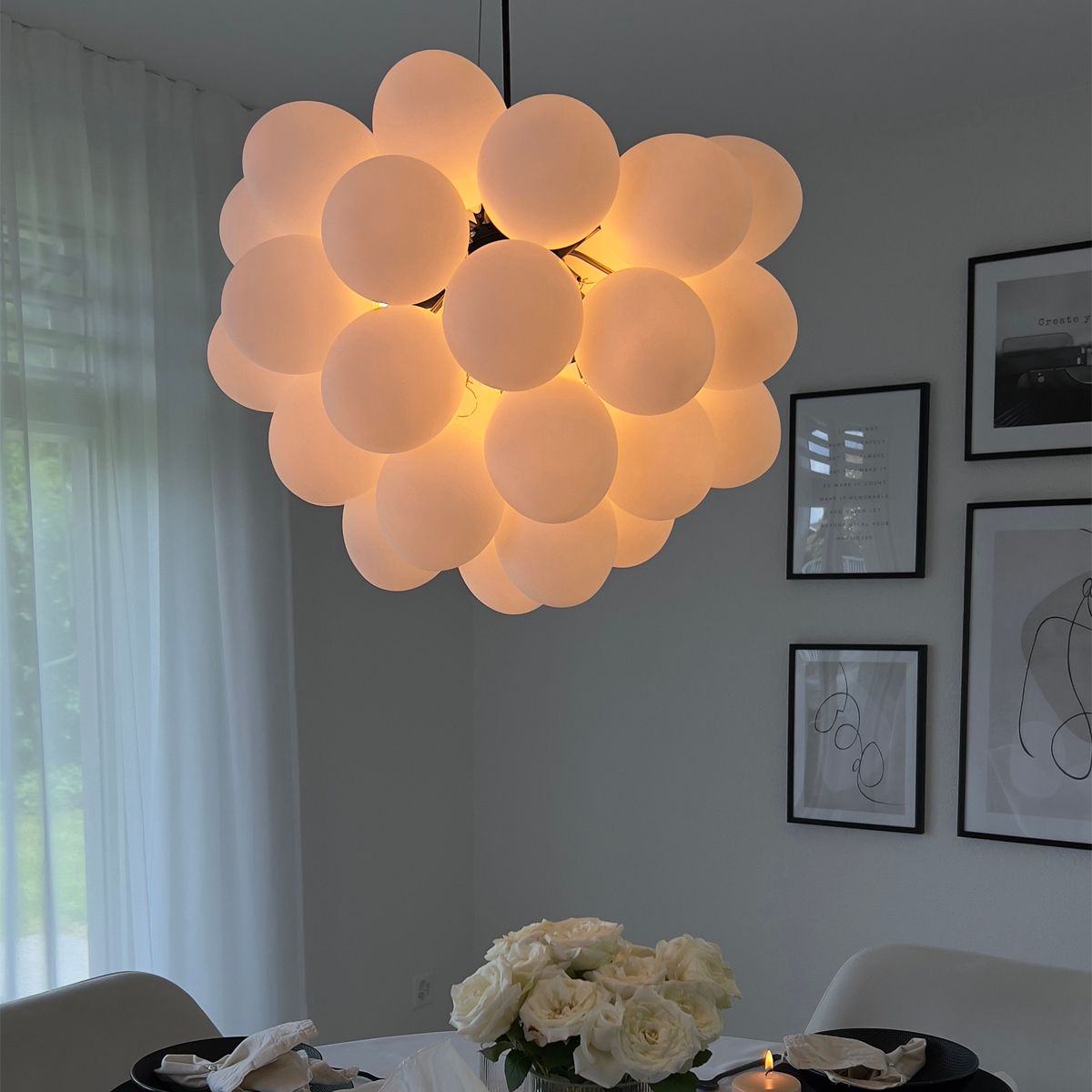 Art deco hanglamp zwart met opaal glas 8-lichts rond - Uvas
