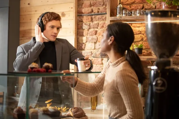 Sony WH-1000XM4 - Hovedtelefoner med mik. - fuld størrelse - Bluetooth - trådløs, kablet - NFC - aktiv støjfjerning - 3,5 mm jackstik - sort