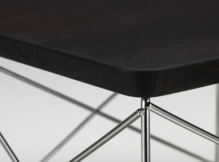 Vitra Occasional LTR salontafel chrome onderstel HPL Black