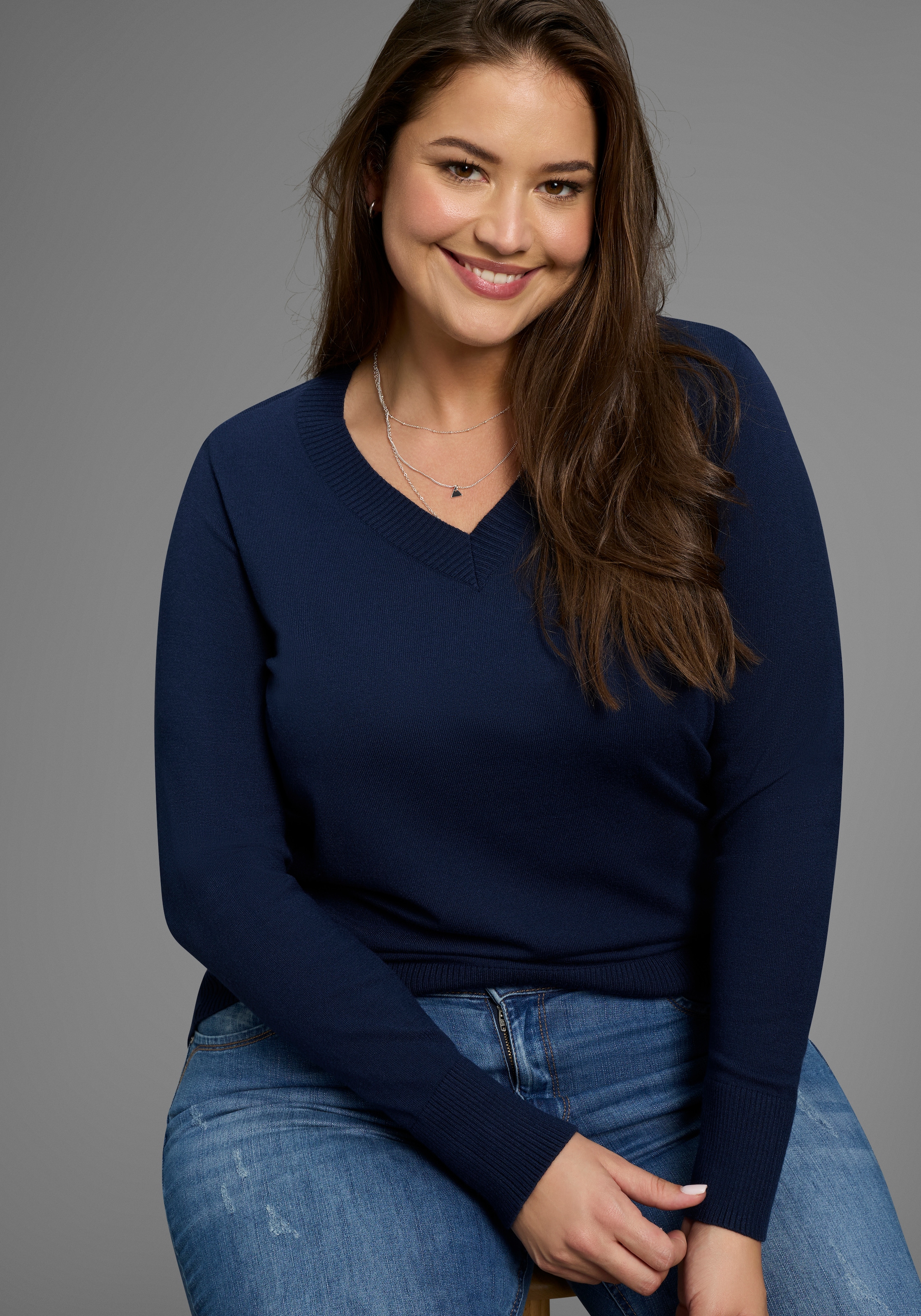 Laura Scott CURVE Strickpullover , figurumspielend, mit V-Ausschnitt - GROSSE GRÖSSE