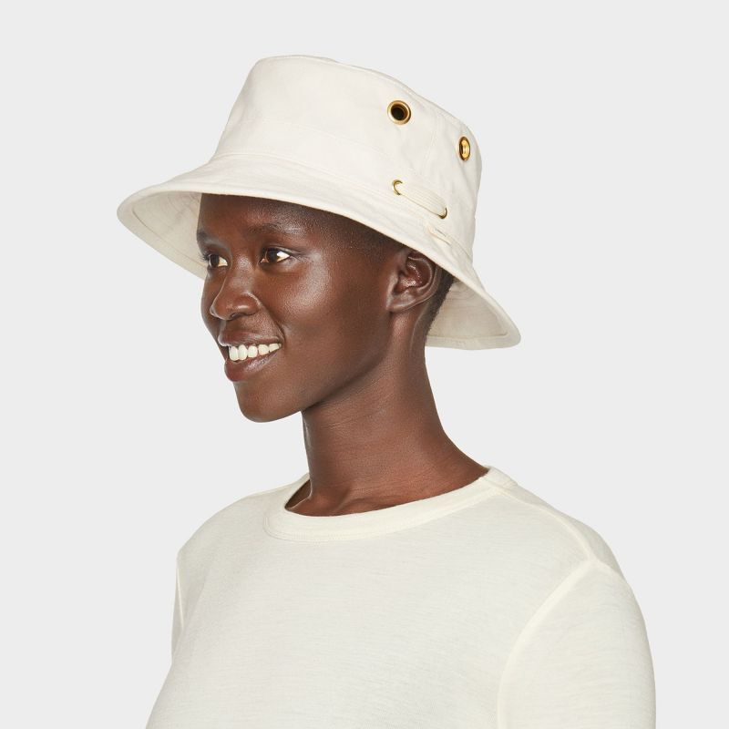 Iconic T1 - Chapeau