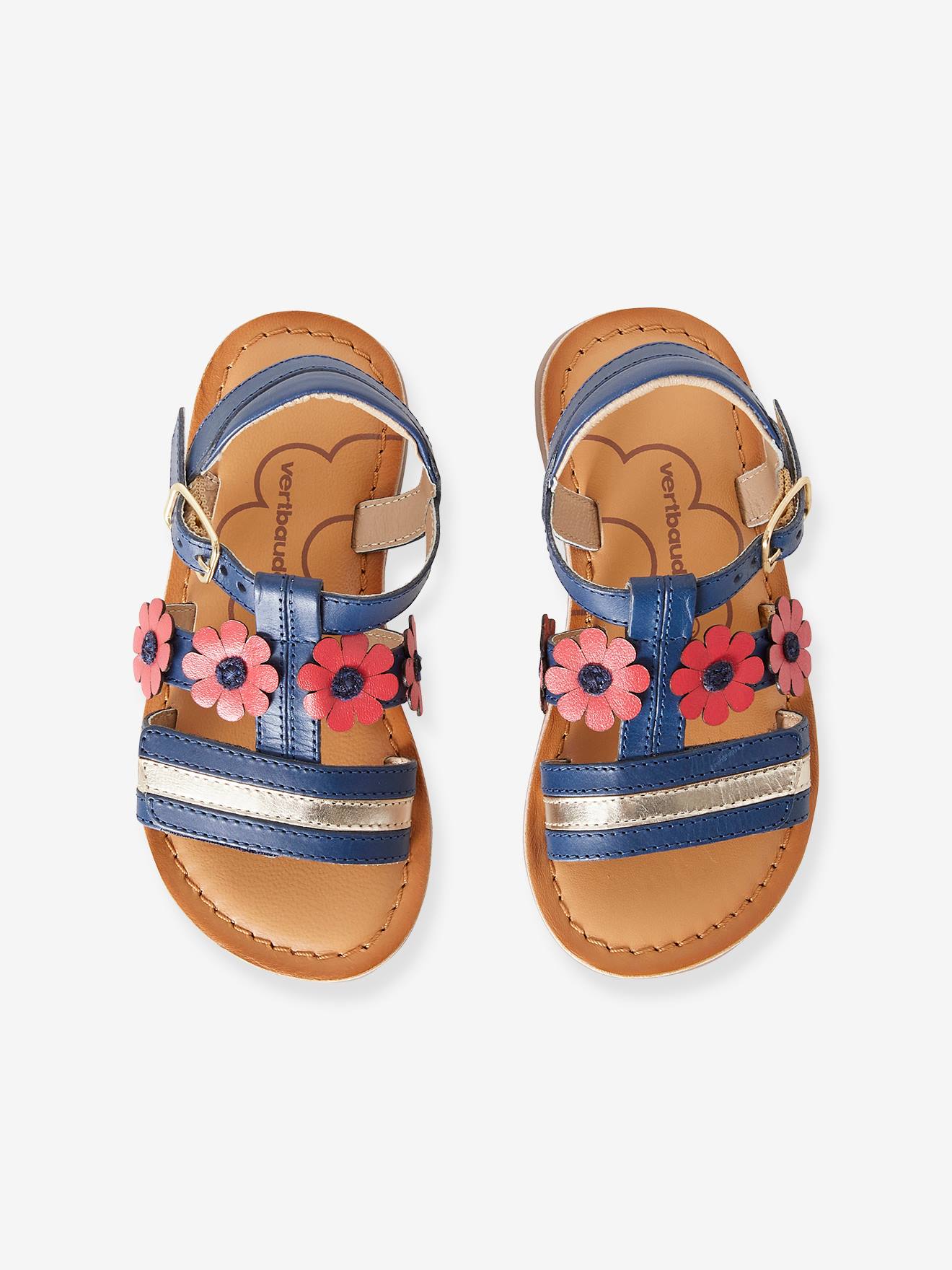 Sandálias de couro para meninas, modelo especial com design diferenciado, cor marrom claro lisas com estampas.