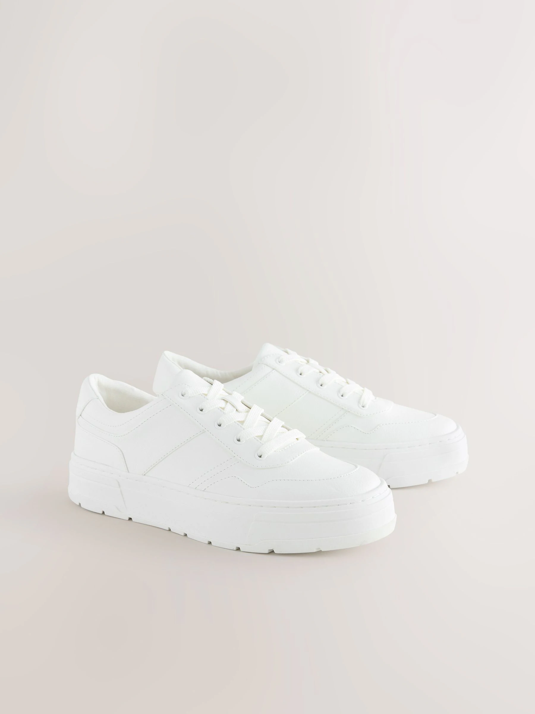 Wit - Cleat Chunky sneakers met vetersluiting