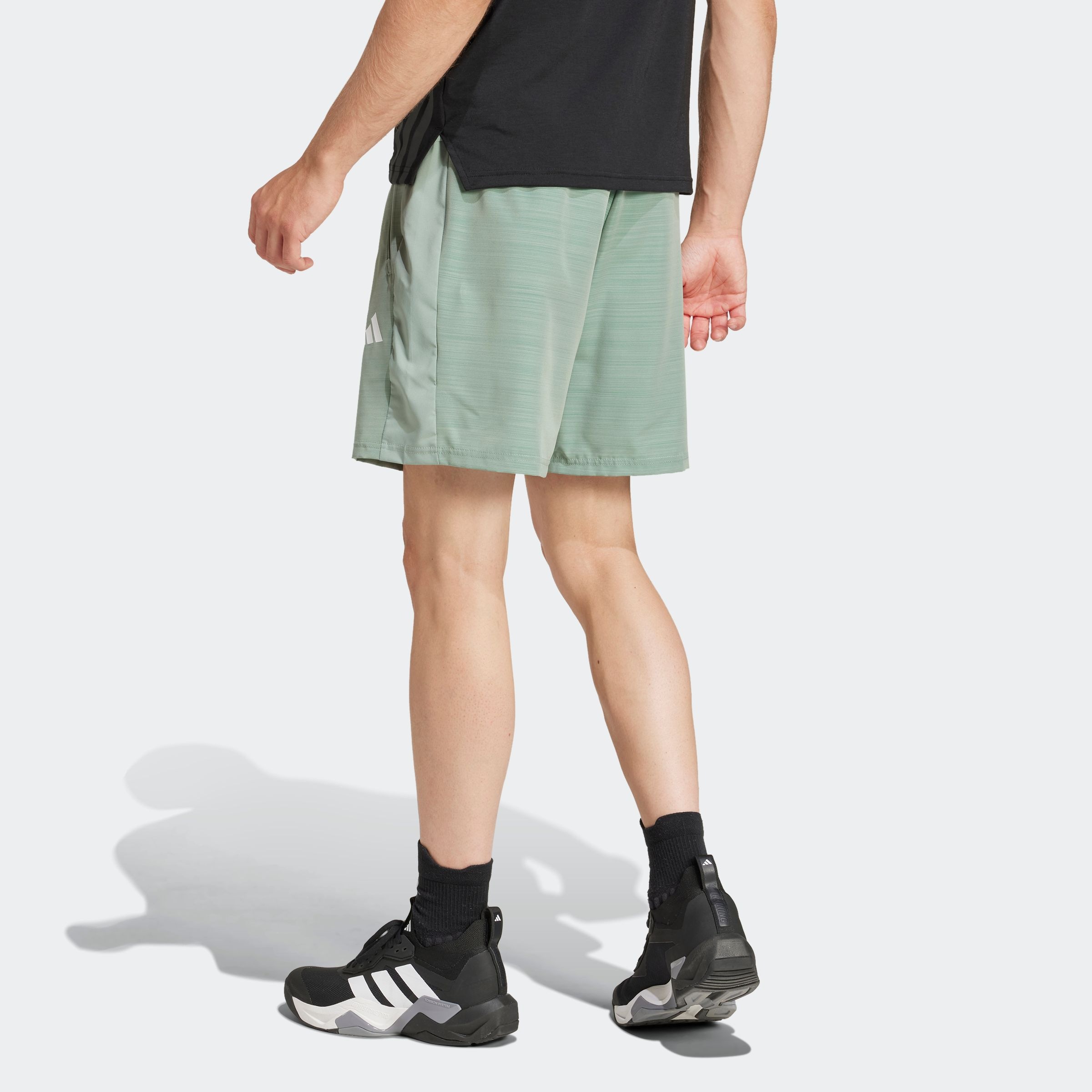 adidas Performance Shorts »TR-ES WV MEL S«  Trainingsshorts, meliert, leicht & atmungsaktiv