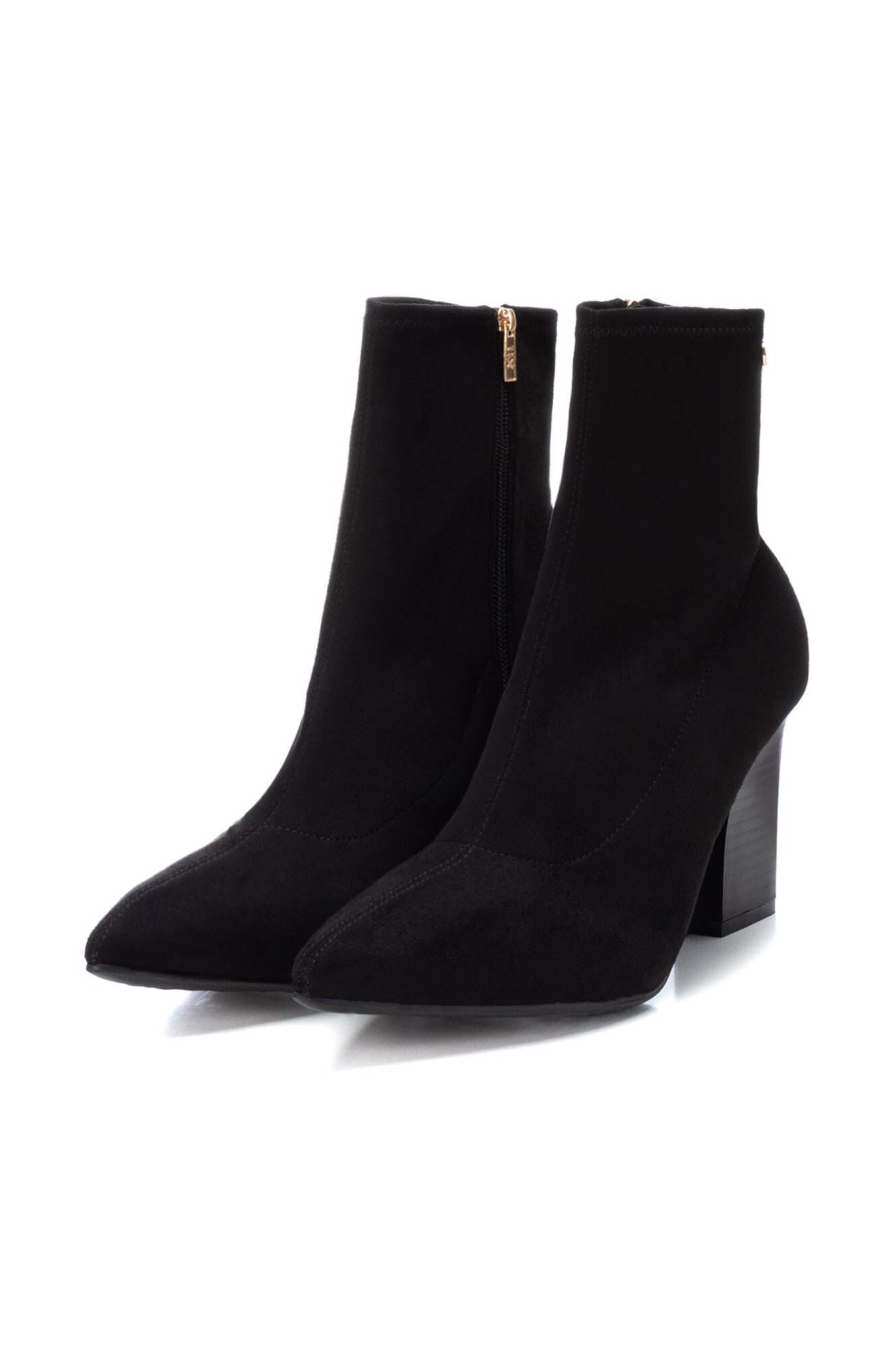 Botas de tornozelo femininas em camurça preta