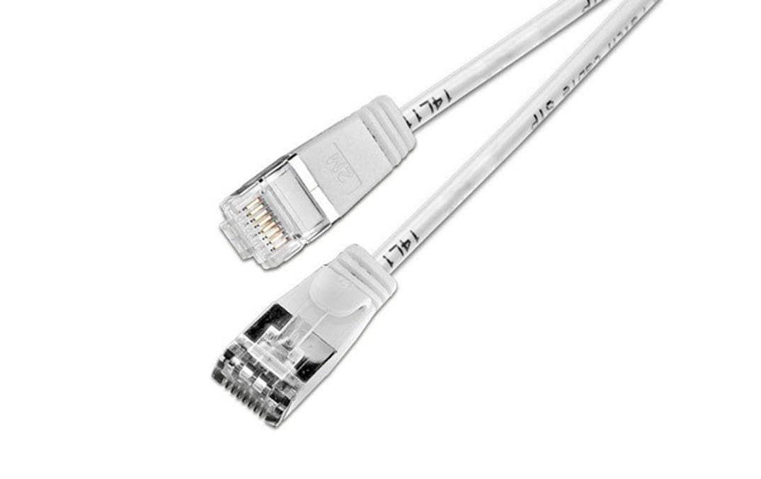 Slimpatchkabel RJ-45 - RJ-45, Cat 6, U/FTP, 20 m, WeissGeschirmtes Cat 6 Twisted-Pair-Kabel (U/FTP) mit Klinkenschutz