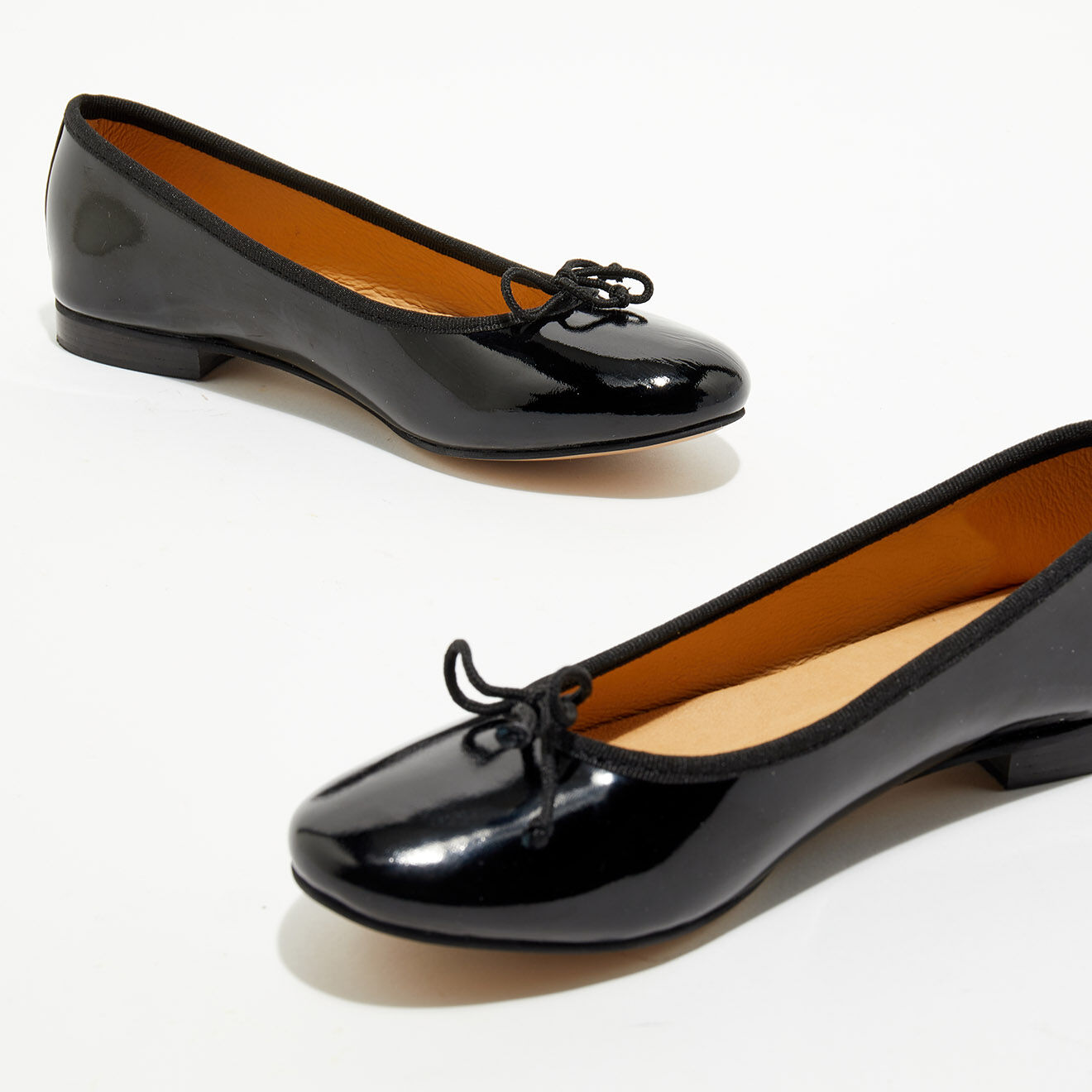 Quartier Latin Ballerines en Cuir verni Jeanne noires
