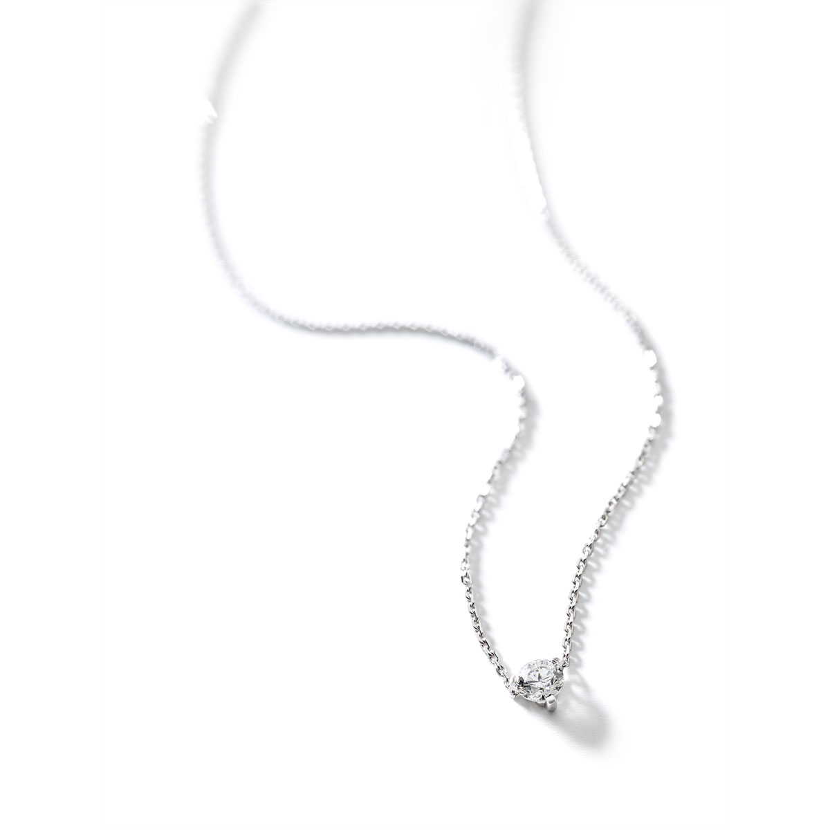 Collier or 750 blanc diamant 42 cm