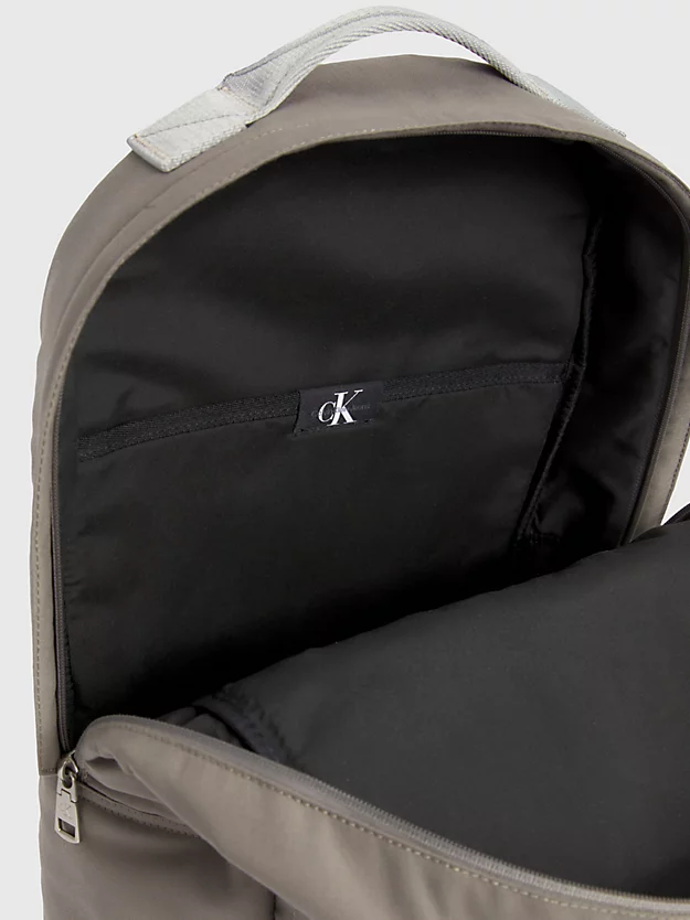 Mochila redonda de sarja