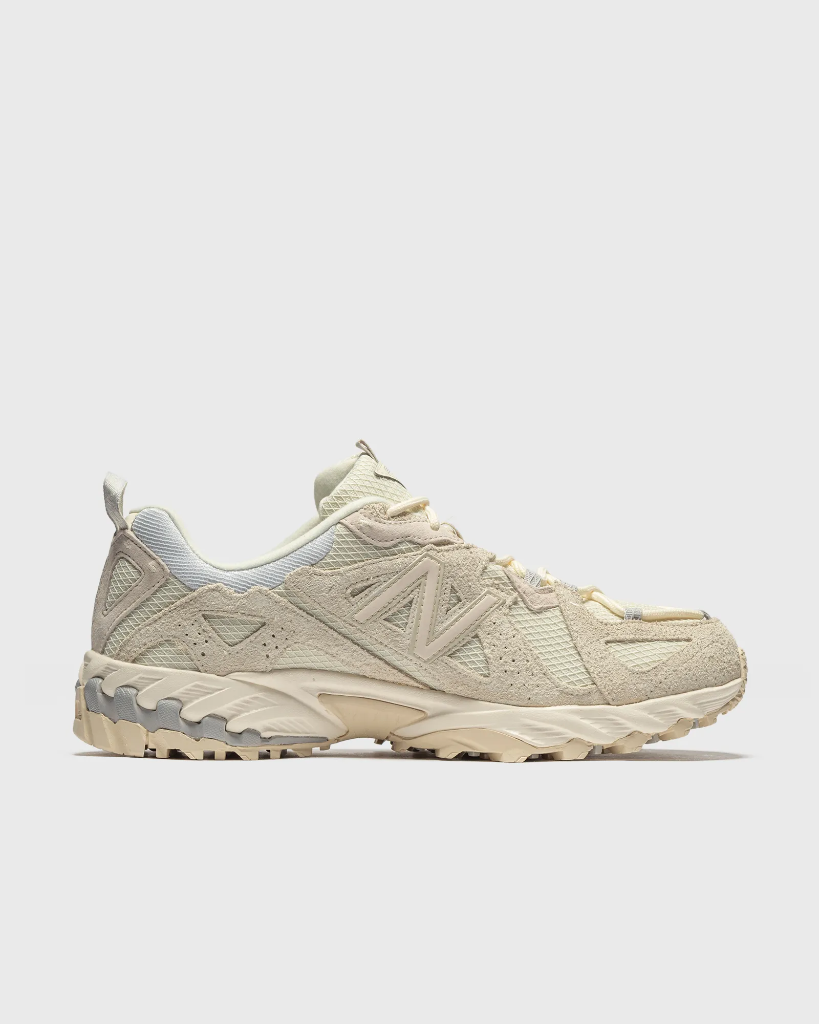 New Balance 610v1