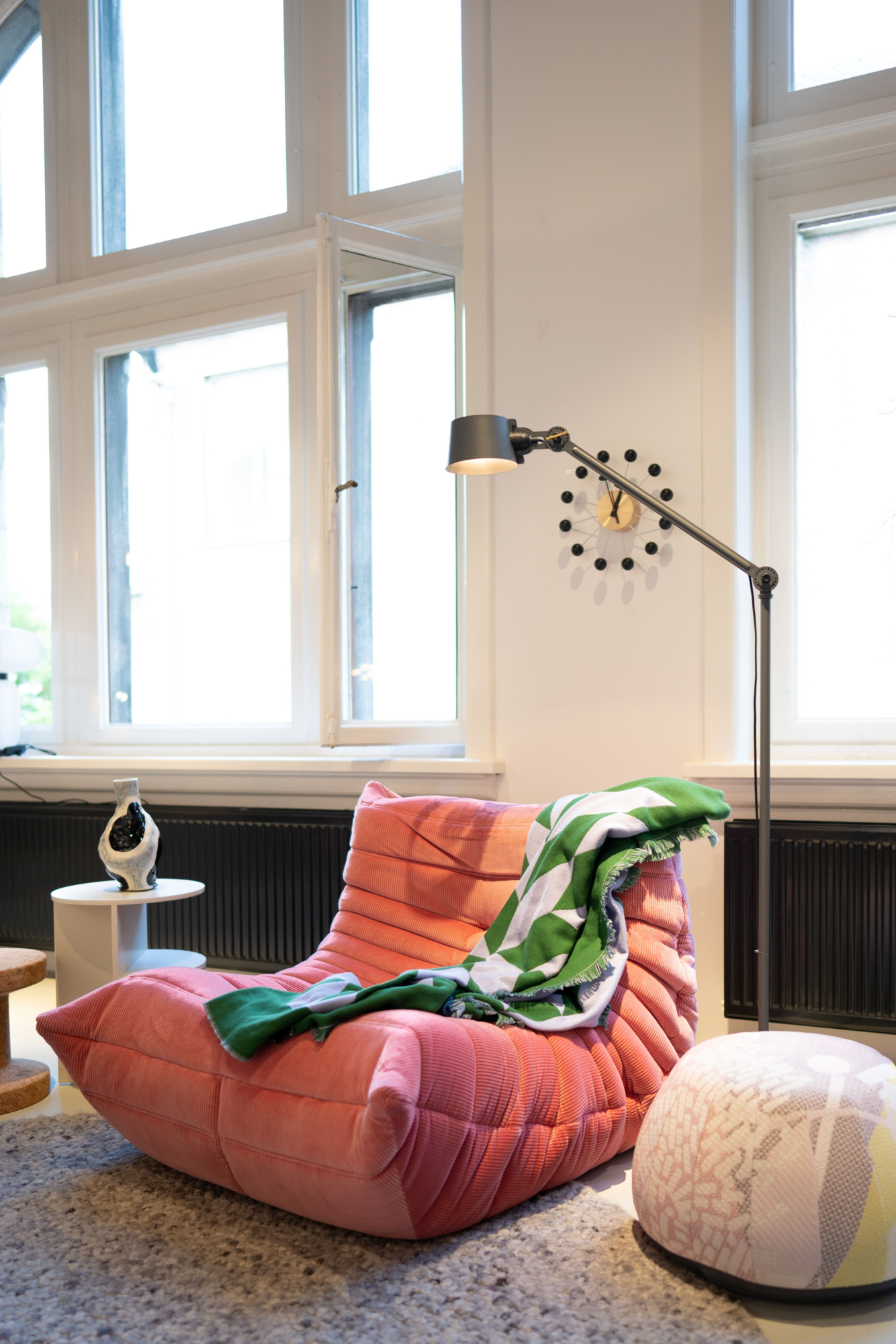 Vloerlamp Bolt Long 1 arm midnight gray