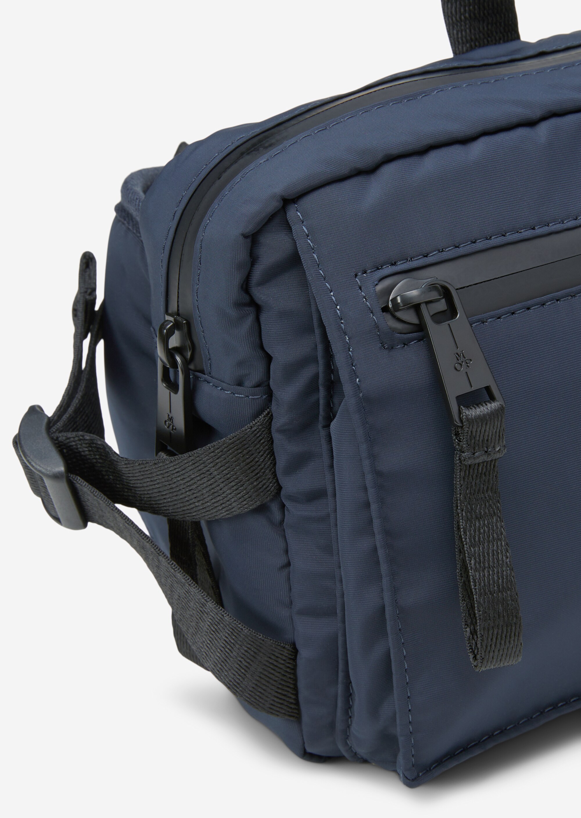 Bauchtasche aus recyceltem Material
