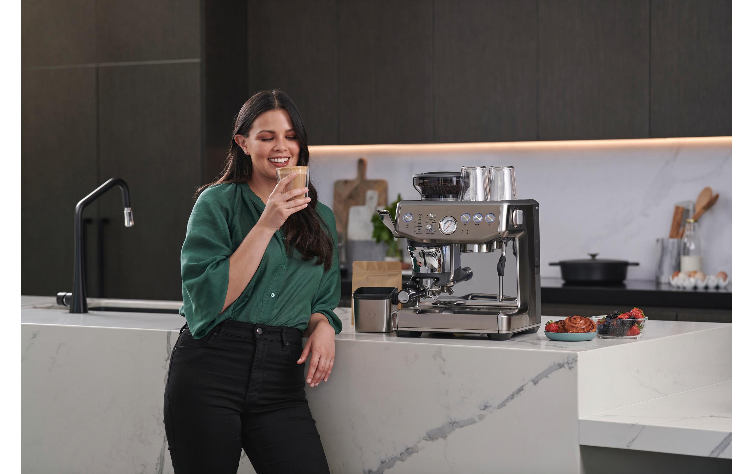 Siebträgermaschine Barista Express Impress Edelstahl<br>Kompakte und vielseitige Espressomaschine für Kaffee in Barista-Qualität