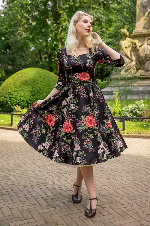 Hearts & Roses Isabella Floral swing jurk in zwart en multi