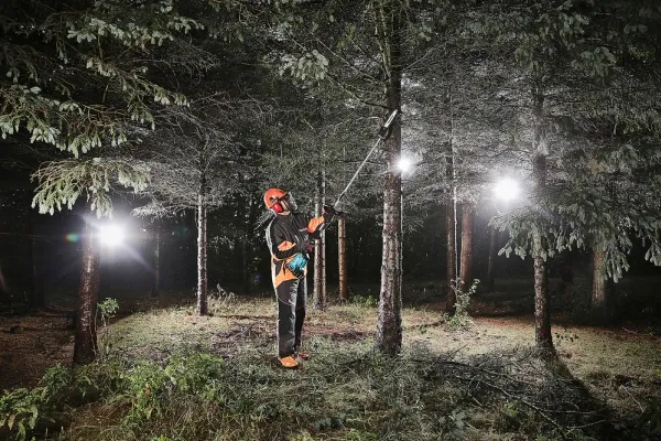 Makita DUX60 - Strømenhed til multiværktøj - ledningfri - 36 V - intet batteri - 0-5700/0-8200/0-9700 opm - 23/42 cm - 4.1 kg - SOLO