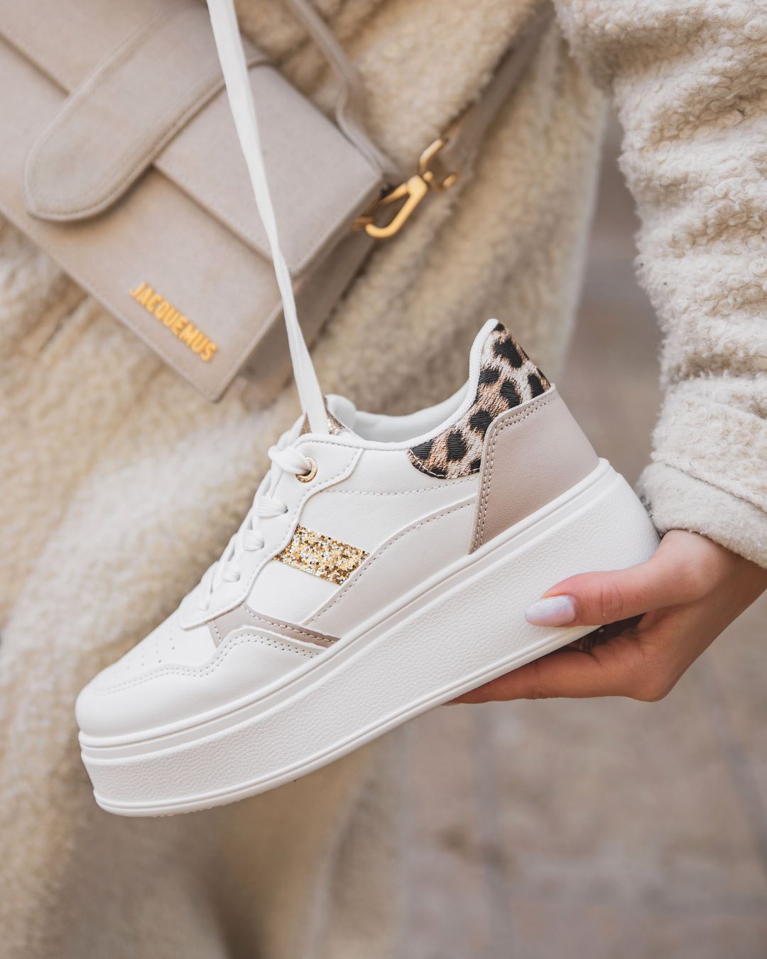 Basket femme beige et blanche semelle épaisse - Athéna