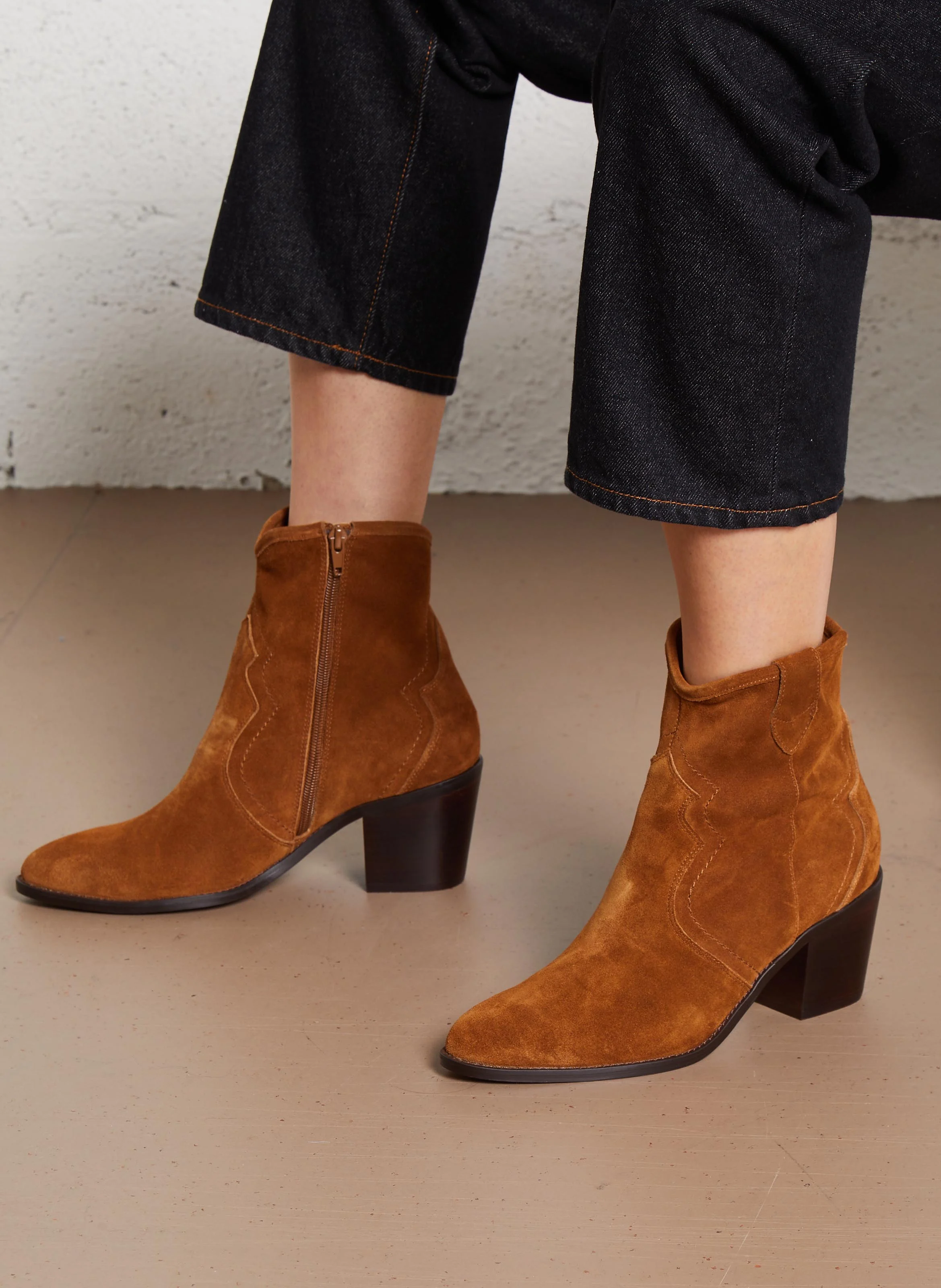MAELLE - Boots en cuir velours | Marron