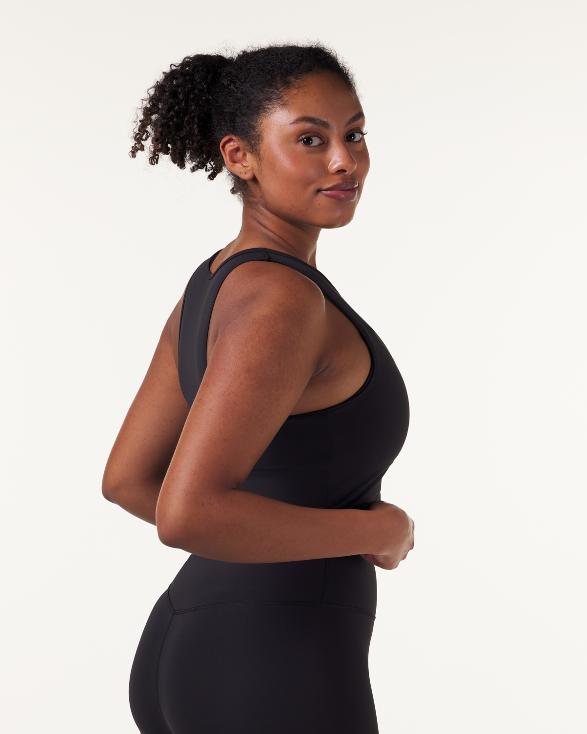LEVITY Line Up Crop Tank Black