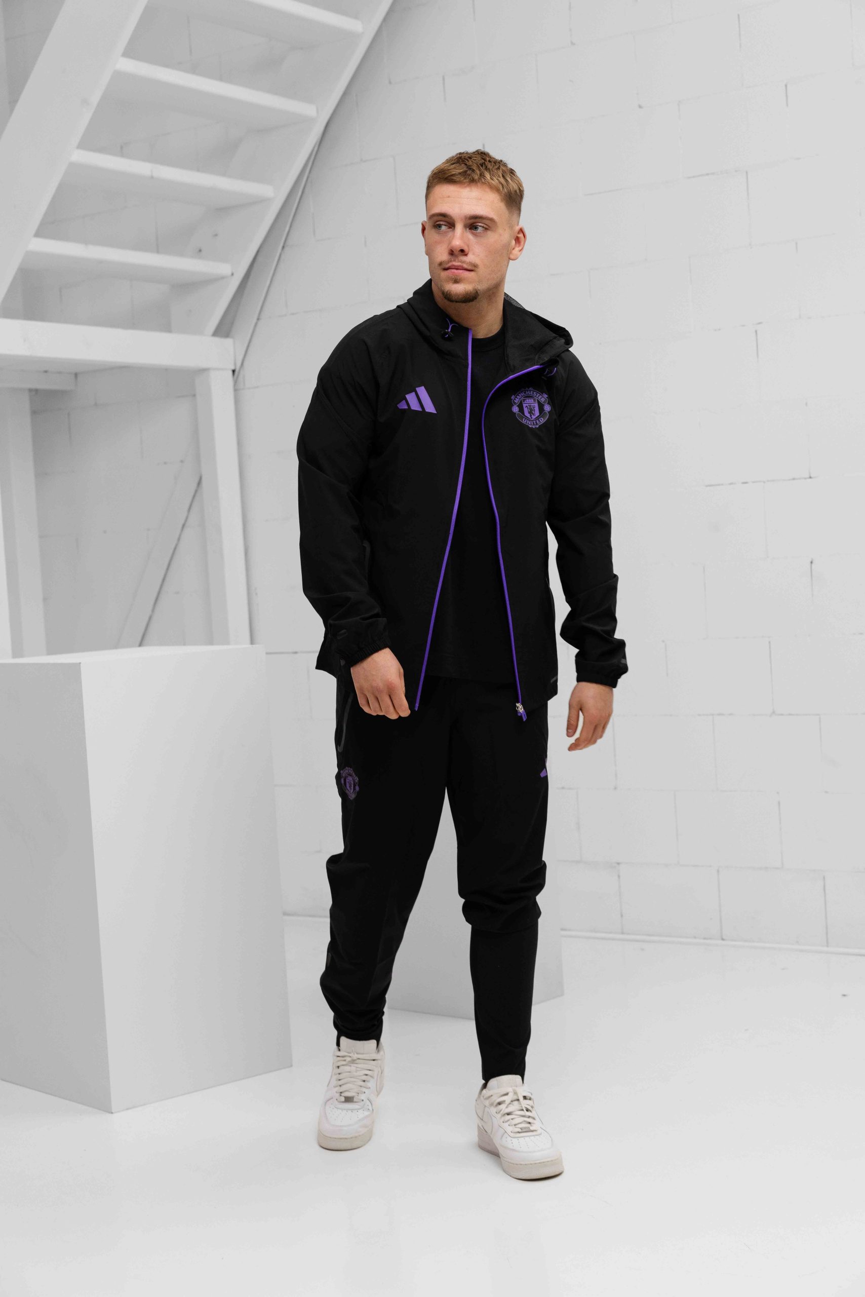 Manchester United Vis Tech Trainingspak Heren Zwart/Paars