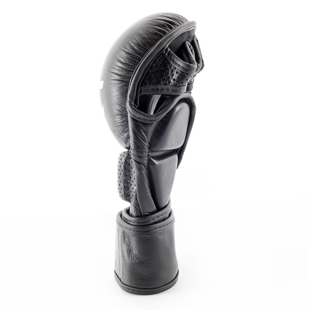 UFC PRO MMA Safety Sparring Gloves Gr. S/M