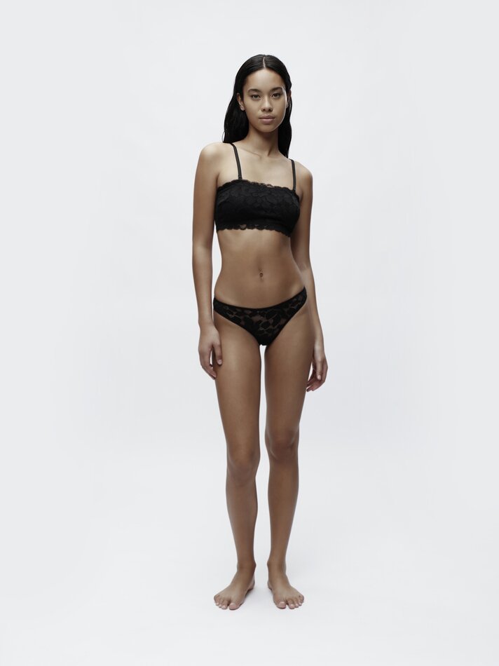 Conjunto com 2 tops de renda - Preto