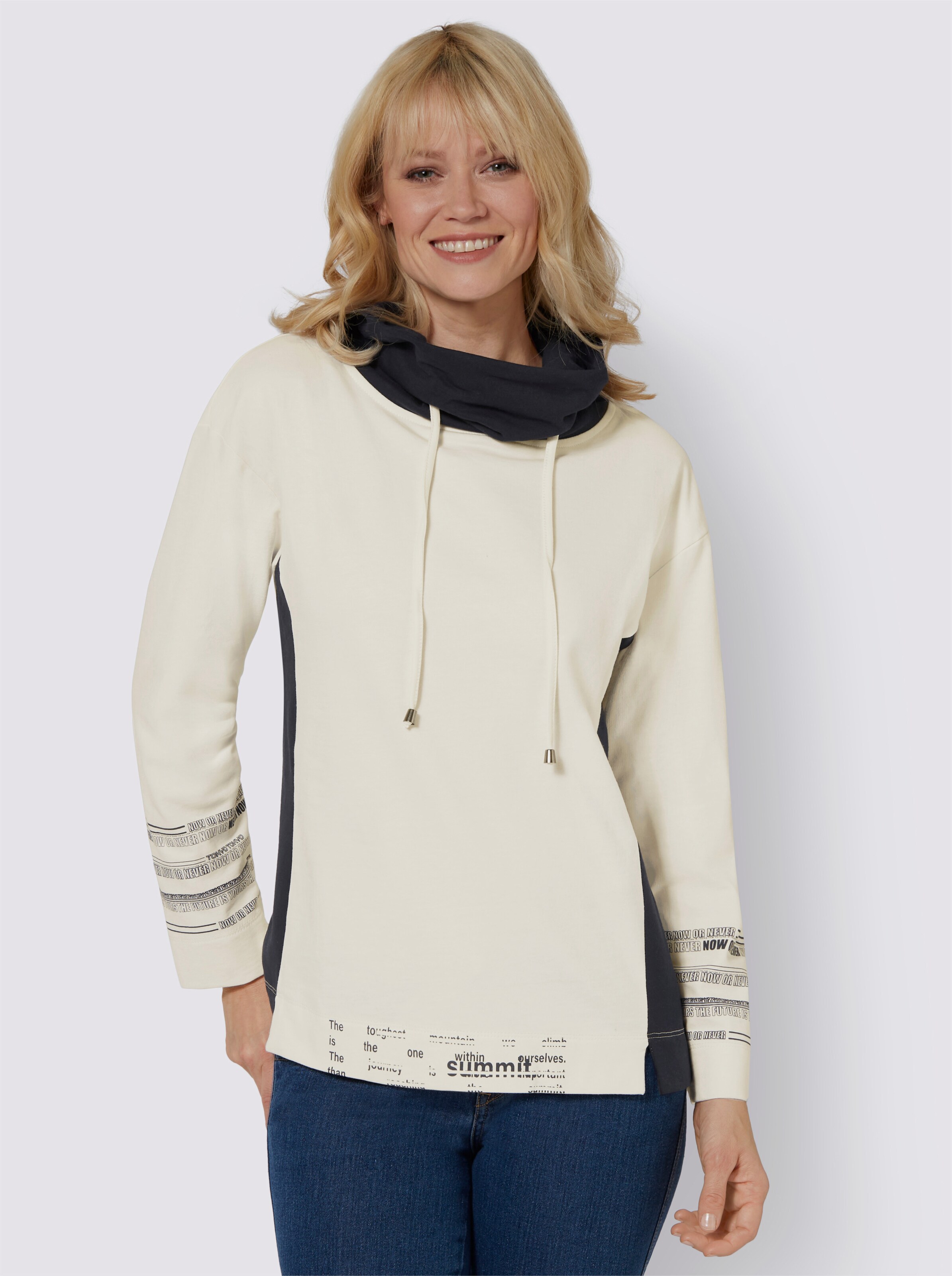 Sweatshirt