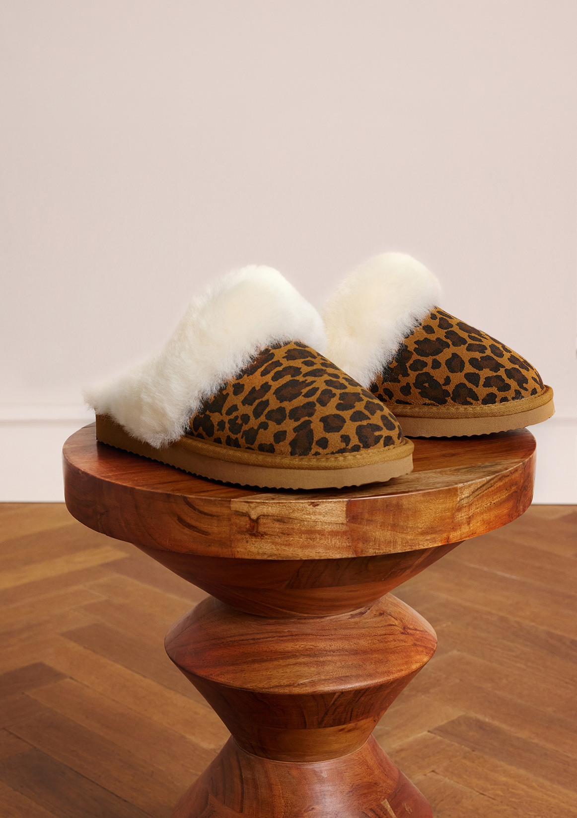 Beige leopard pantoffels met bontvoering