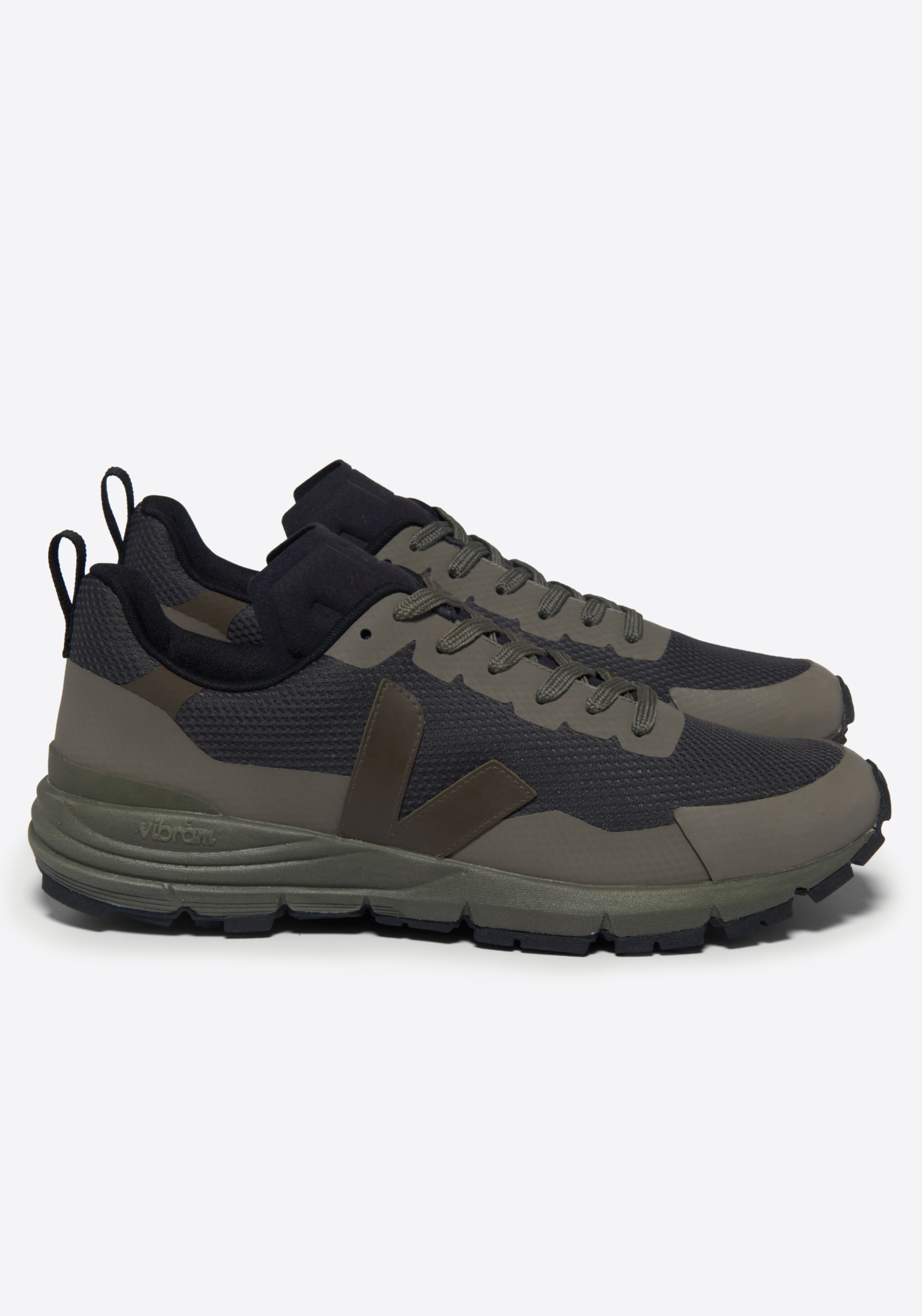 Veja Outdoorschuh Dekkan Alveomesh Grafite Eagle